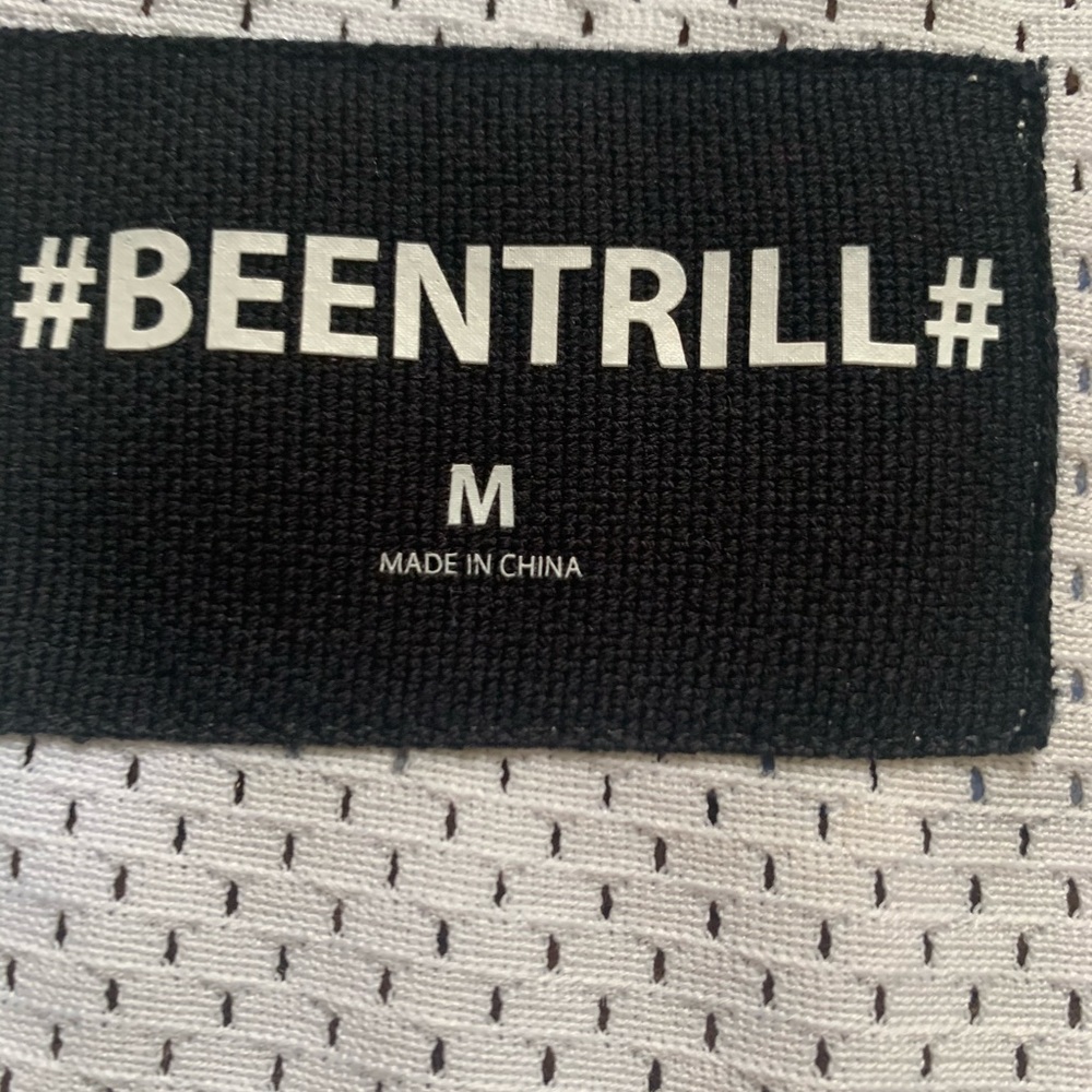 Medium Beentrill Jersey - image 4